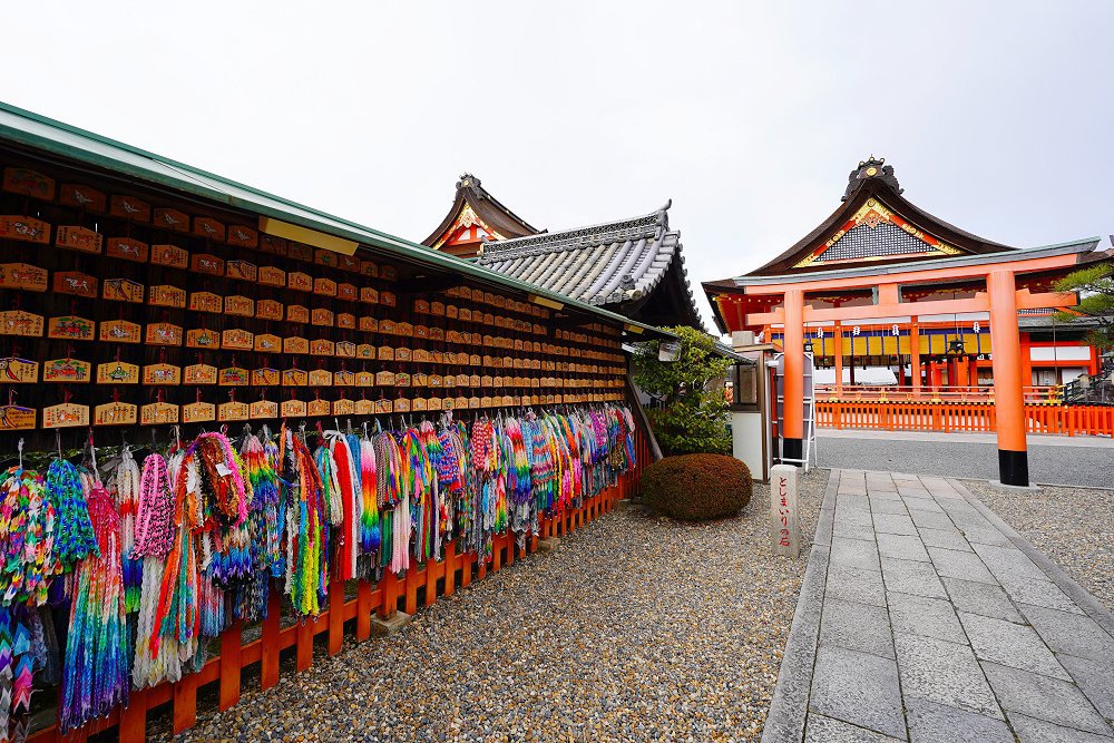 東丸神社